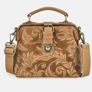 🆕Tan Embossed Leather Bag